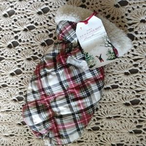 Eddie Bauer ice scraper mit